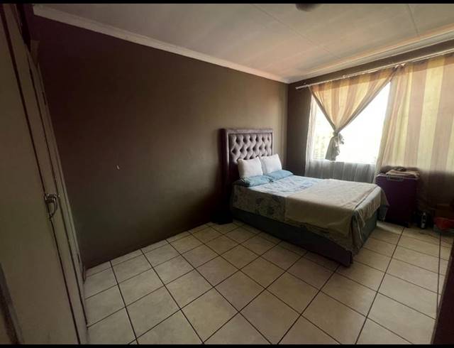 1 BEDROOM APARTMENT FOR SALE IN PRETORIA WEST
